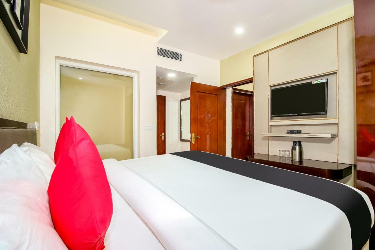 Capital O 37152 Naveen Continental Prayagraj Ngoại thất bức ảnh